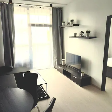 Graf Zeppelini Lux With Private Parking Apartment *